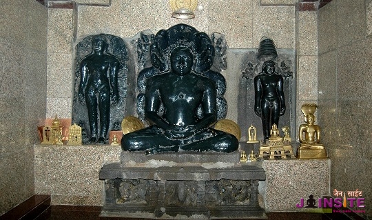 Shree 1008 Kalpataru Parshwanath Digamber Jain Atishay Kshetra Kesapuri